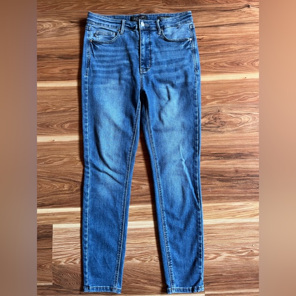 Judy Blue Denim - Judy Blue High Rise Women Jeans - Blue